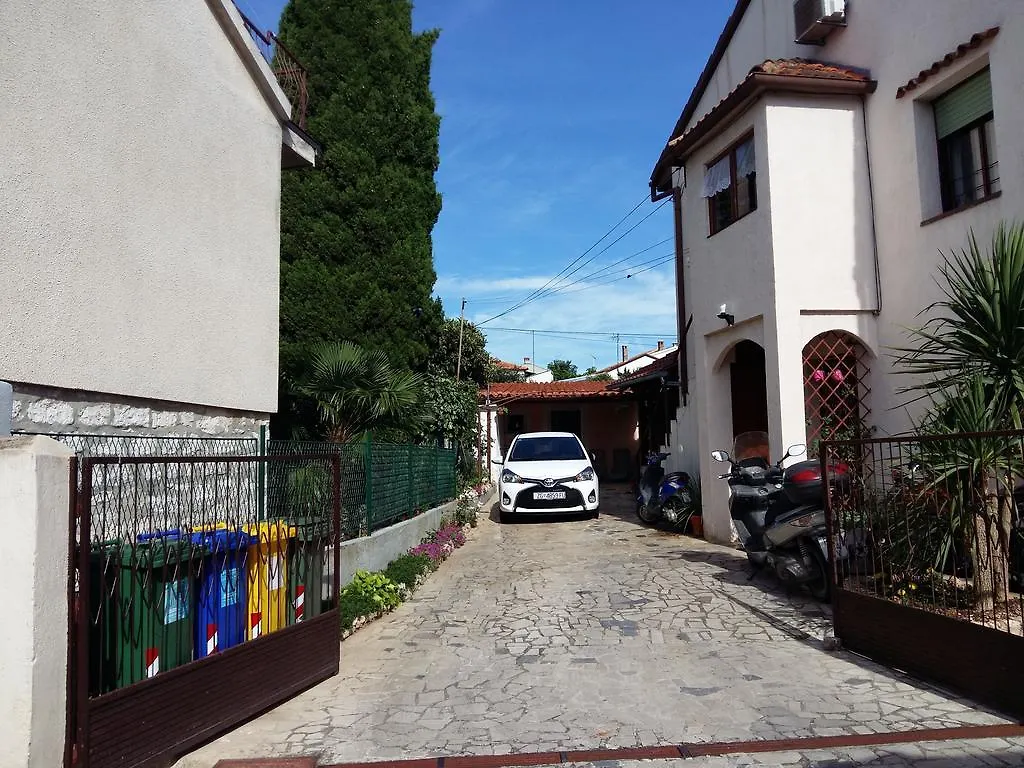 Apartments Anica Whit Parking Rovinj